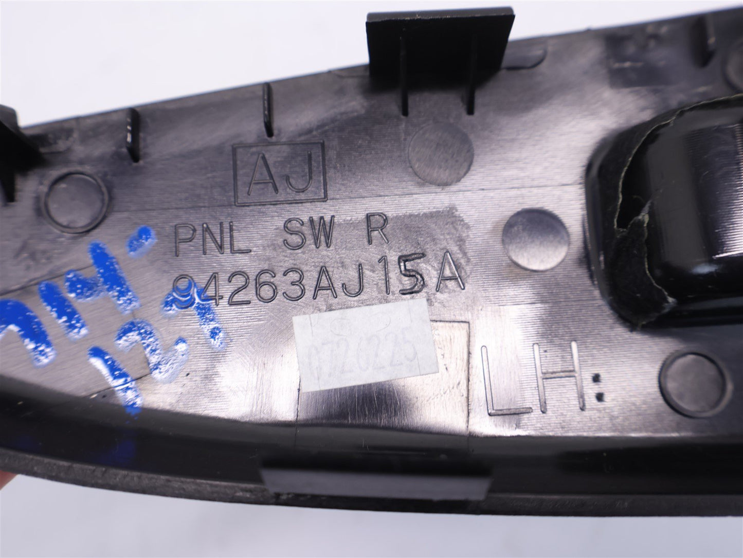 2013 Subaru Outback Legacy Driver Rear Window Switch Trim 94263AJ15A 2010-2014