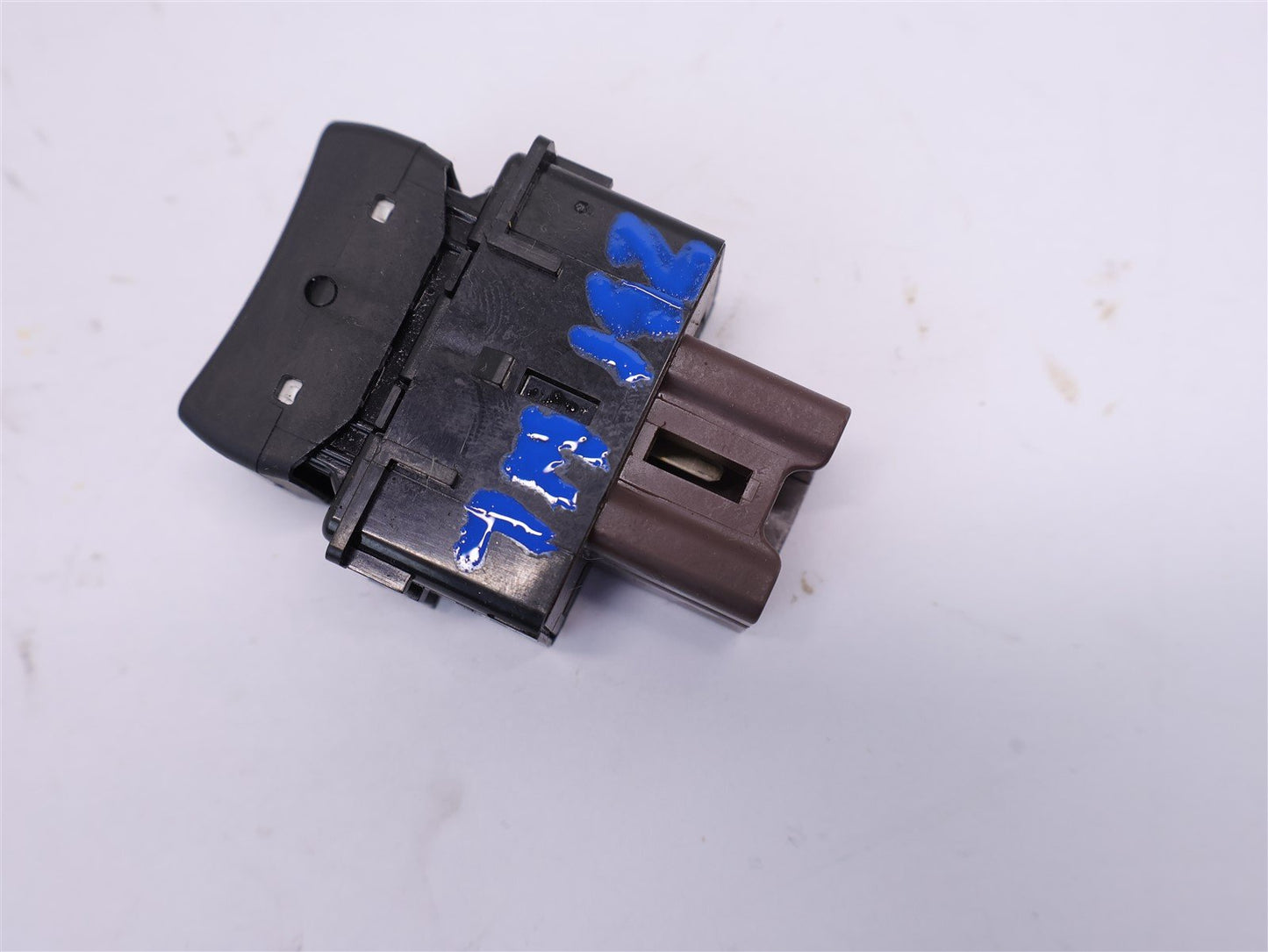 2010-2014 Subaru Outback Front Passenger Seat Heated Switch RH Right 83245AJ001
