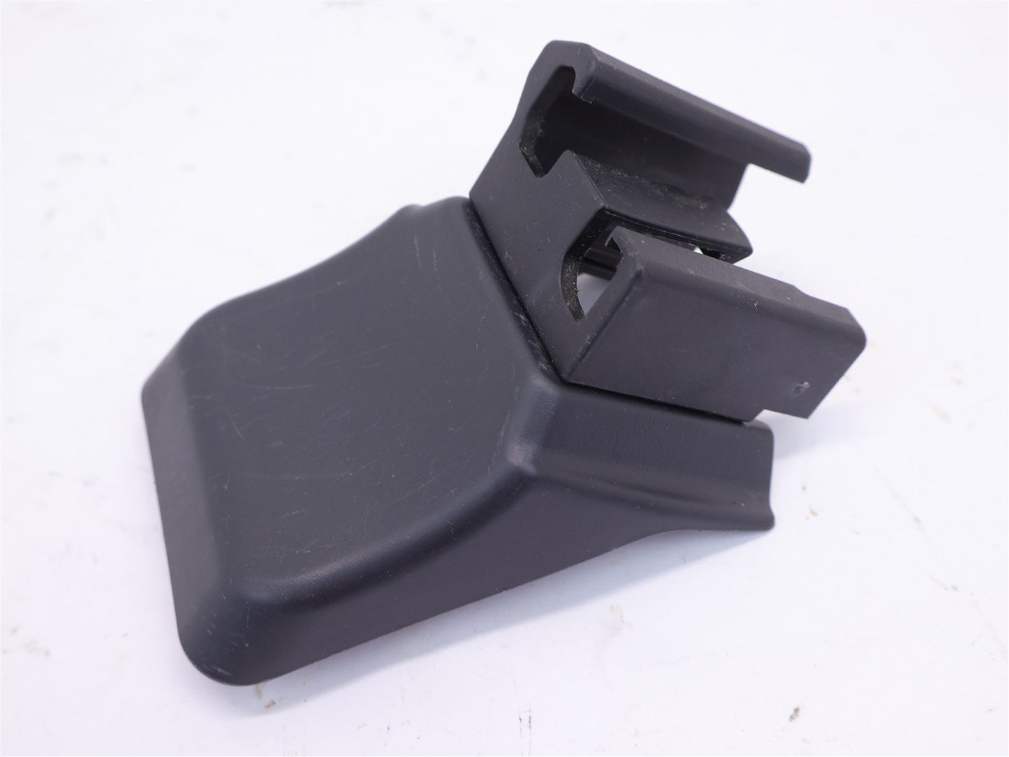 2013 Subaru Outback Front Seat Track Cap Trim End Outer RH 64115AJ020 2010-2014