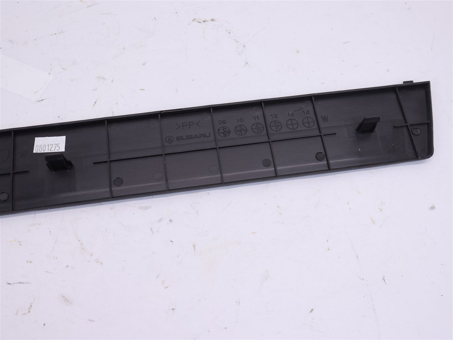 2013 Subaru Outback Front Door Sill Trim 94060AJ13A Driver / Passenger 2010-2014