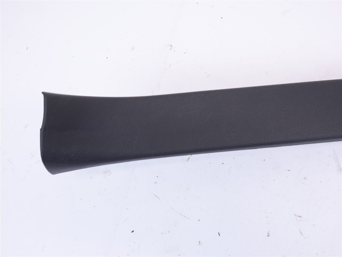 2010-2014 Subaru Outback Passenger Rear Door Sill Scuff Trim RH 94061AJ04A OEM