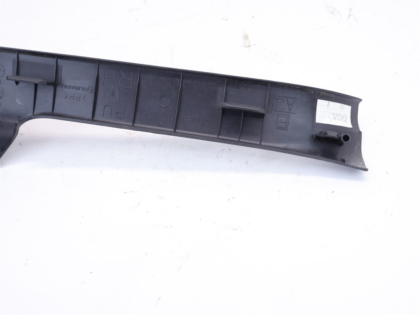 2010-2014 Subaru Outback Passenger Rear Door Sill Scuff Trim RH 94061AJ04A OEM