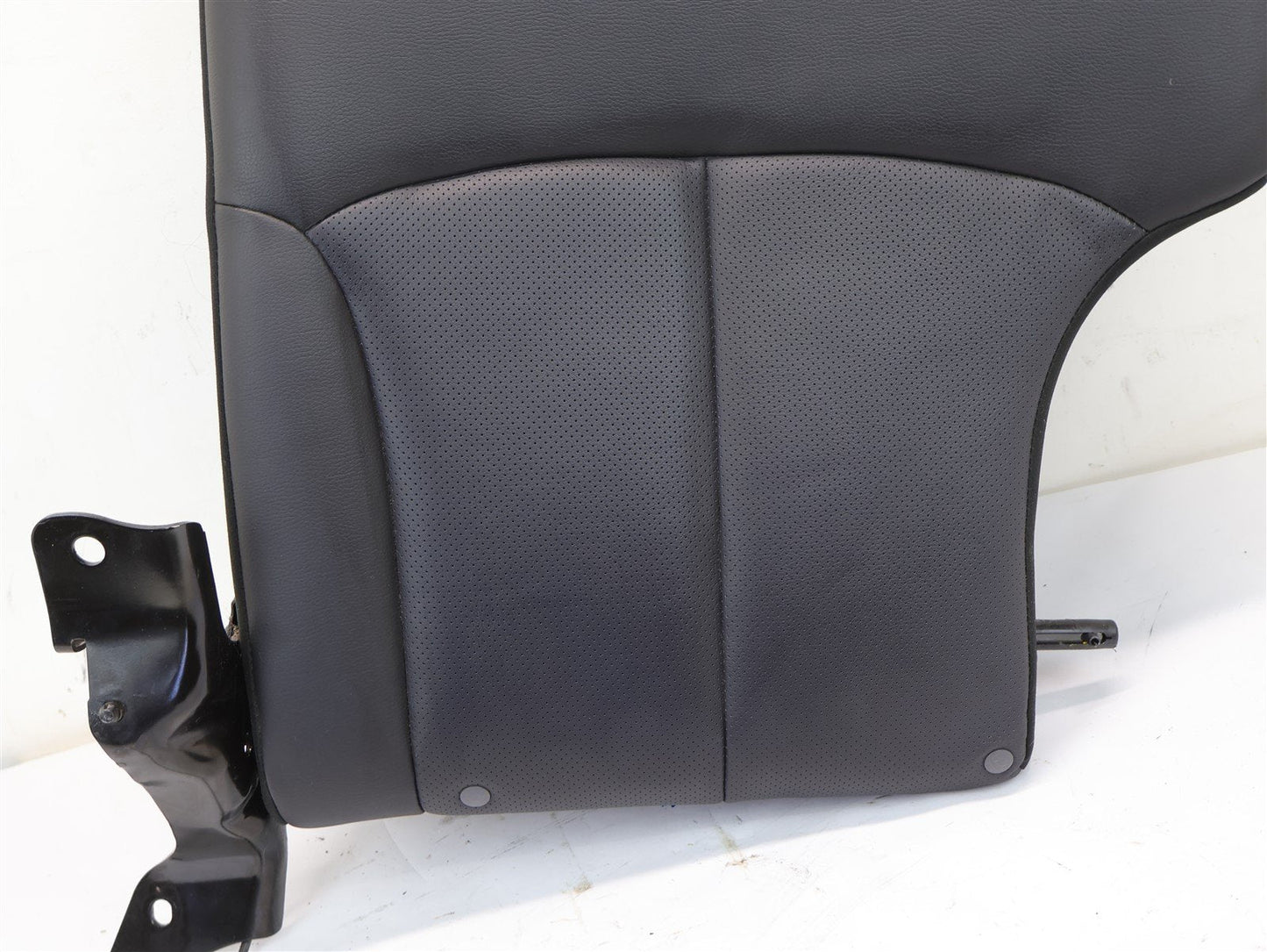 2013-2014 Subaru Outback Rear Seat Cushion Driver LH Upper Top Leather Black OEM