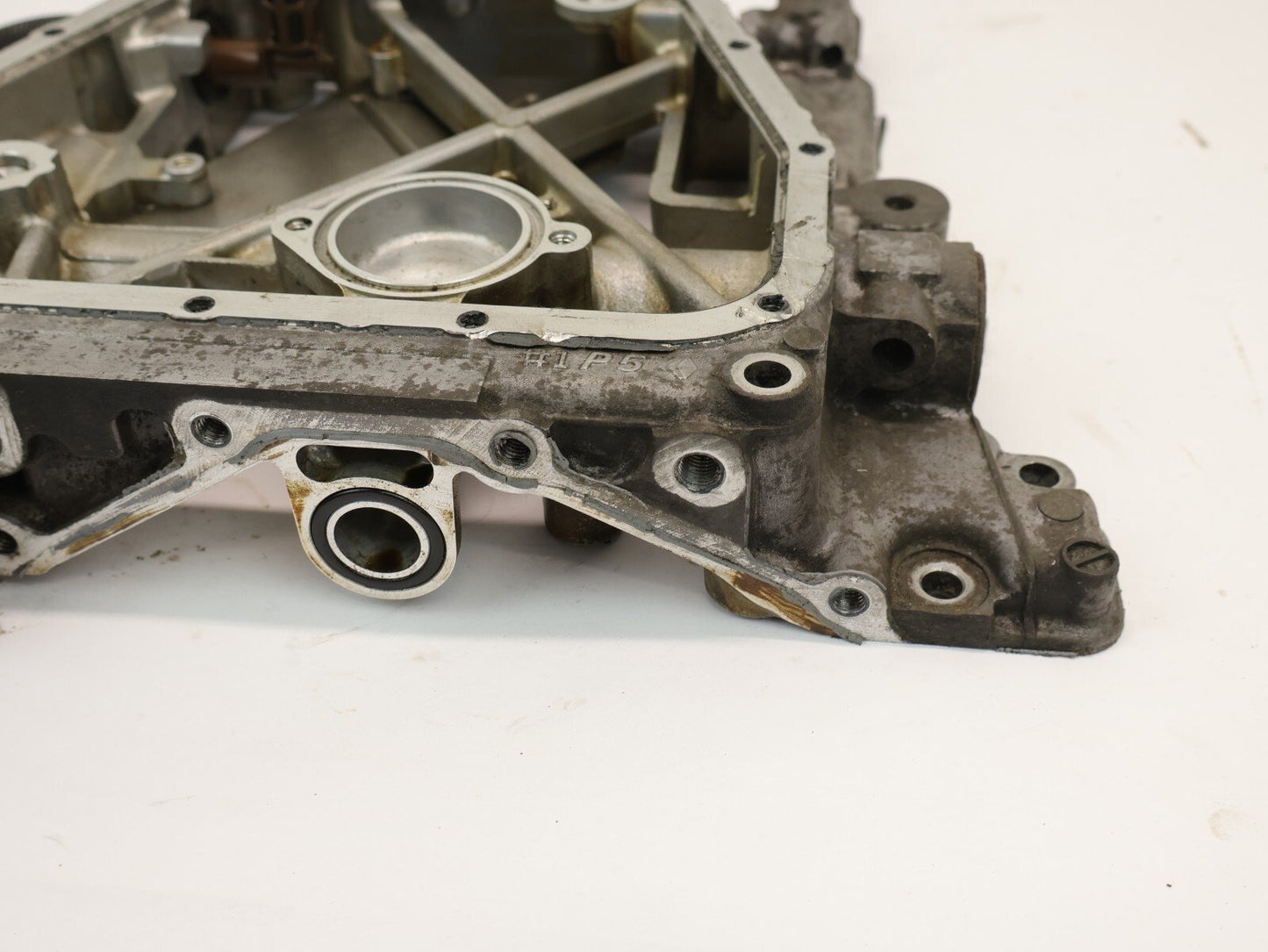 2013-2014 Subaru Legacy Outback Upper Oil Pan 2.5L Engine OEM 13-14
