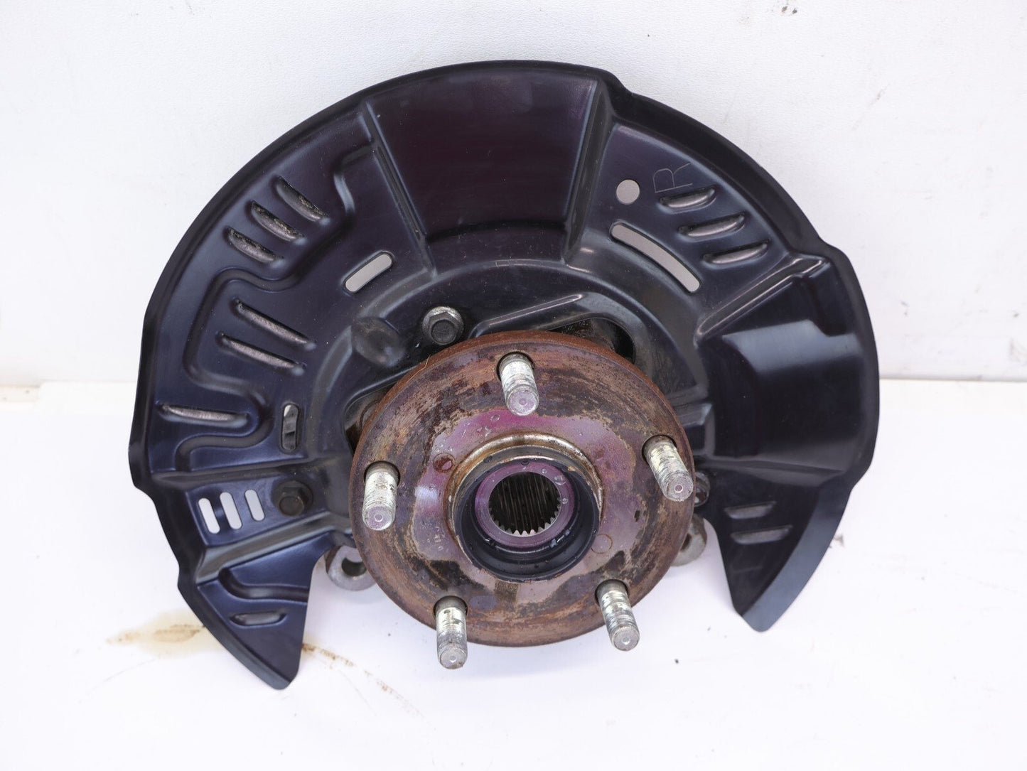 2023-24 Subaru Forester Wilderness Passenger Front Spindle Assembly RH Right OEM