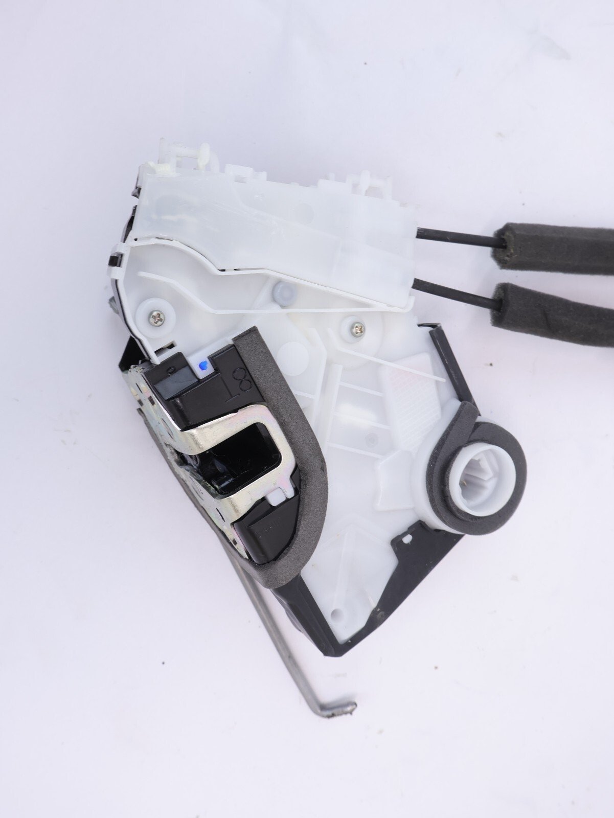 2019-2024 Subaru Forester Front Door Lock Actuator Latch RH Right Passenger OEM