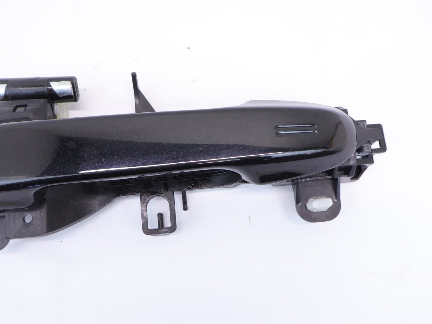 2019-2024 Subaru Forester Passenger Front Door Handle Exterior Black D4S RH OEM