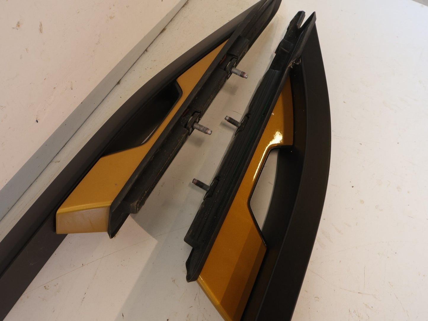 2022-2024 Subaru Forester Wilderness Roof Rack Pair Rails Rail Luggage Cargo OEM