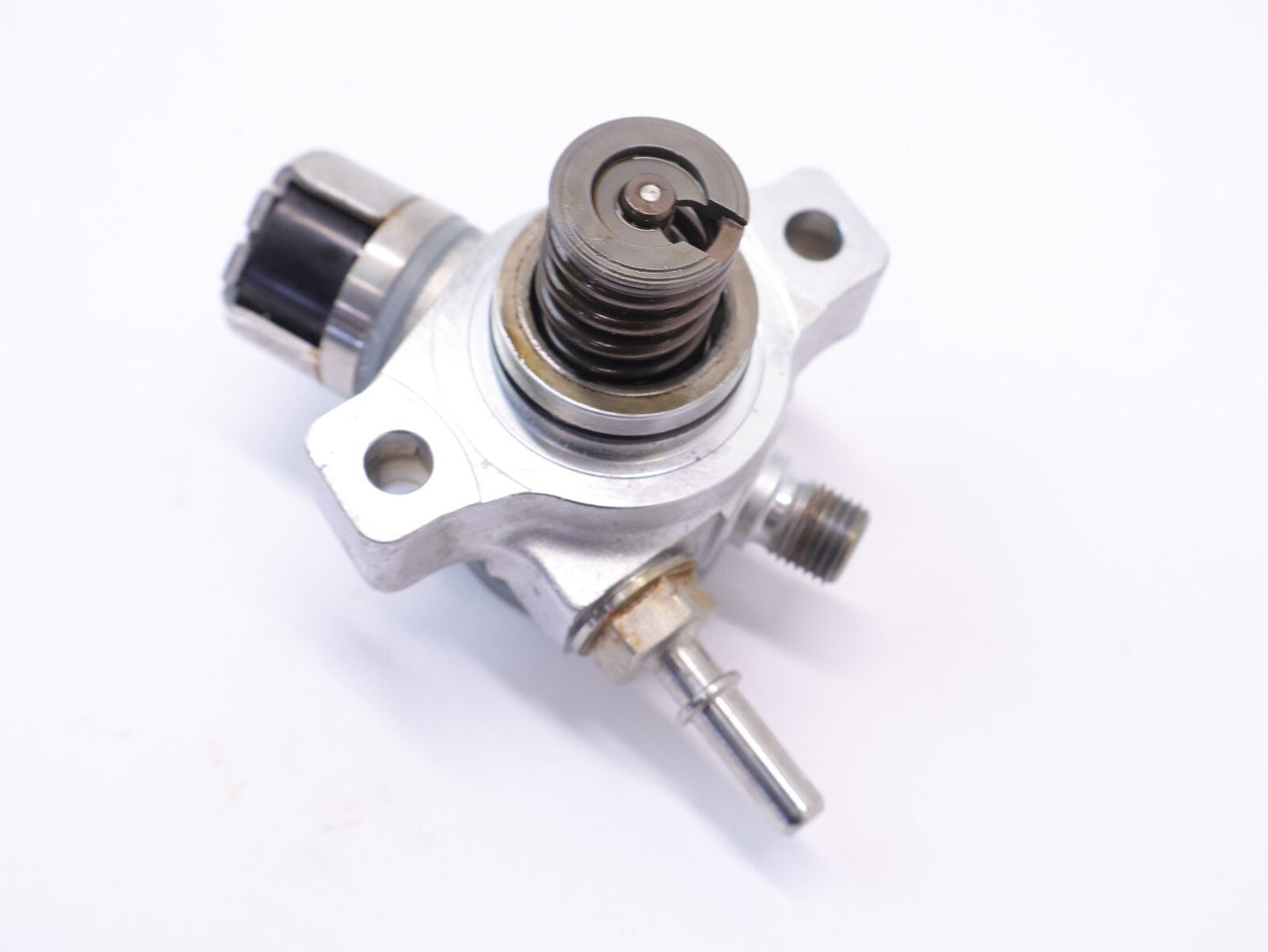 2020-2024 Subaru Forester High Pressure Fuel Pump 16625AA120 OEM
