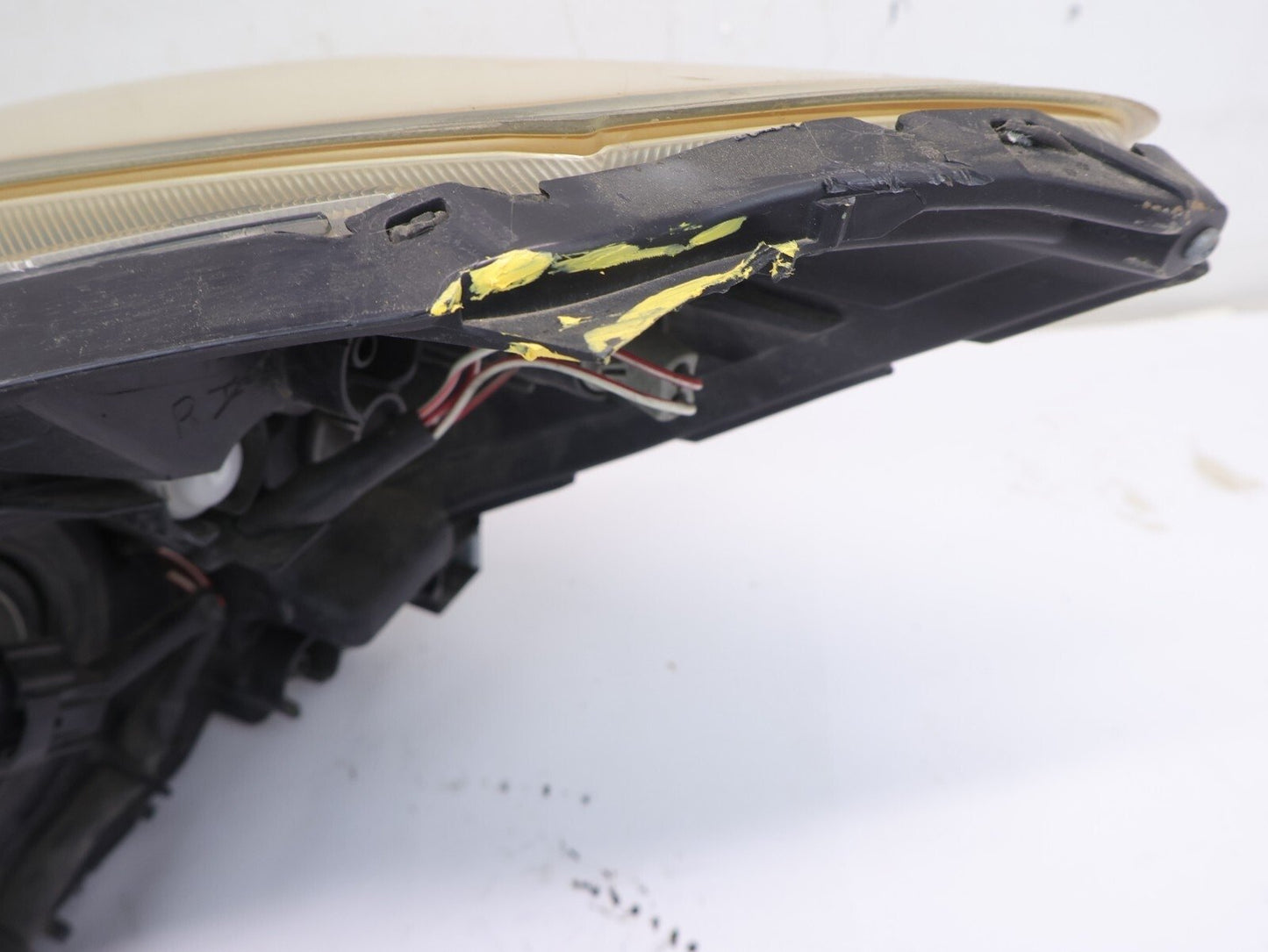2013-2014 Subaru XV Crosstrek Passenger Headlight TABS BROKE Right RH OEM 645149