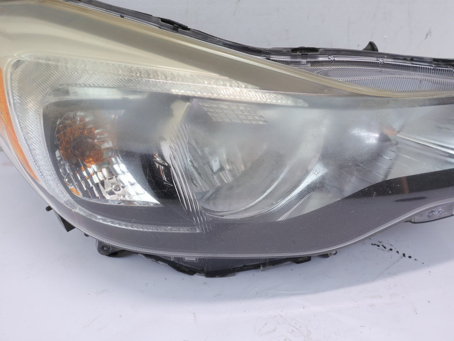 2013-2014 Subaru XV Crosstrek Passenger Headlight TABS BROKE Right RH OEM 645149