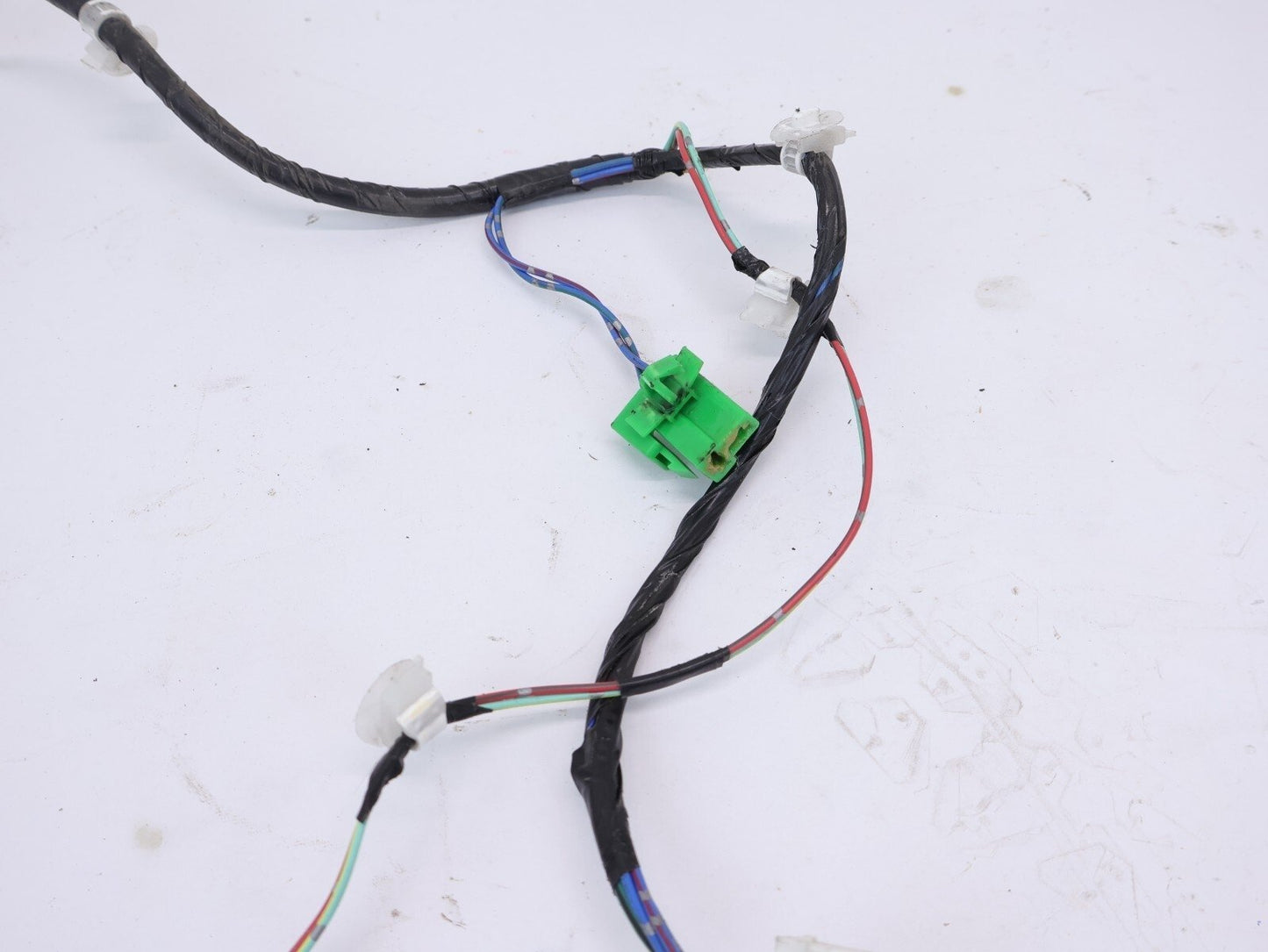 2005-2009 Subaru Legacy GT Passenger Rear Door Wiring Harness 81822AG04A RH