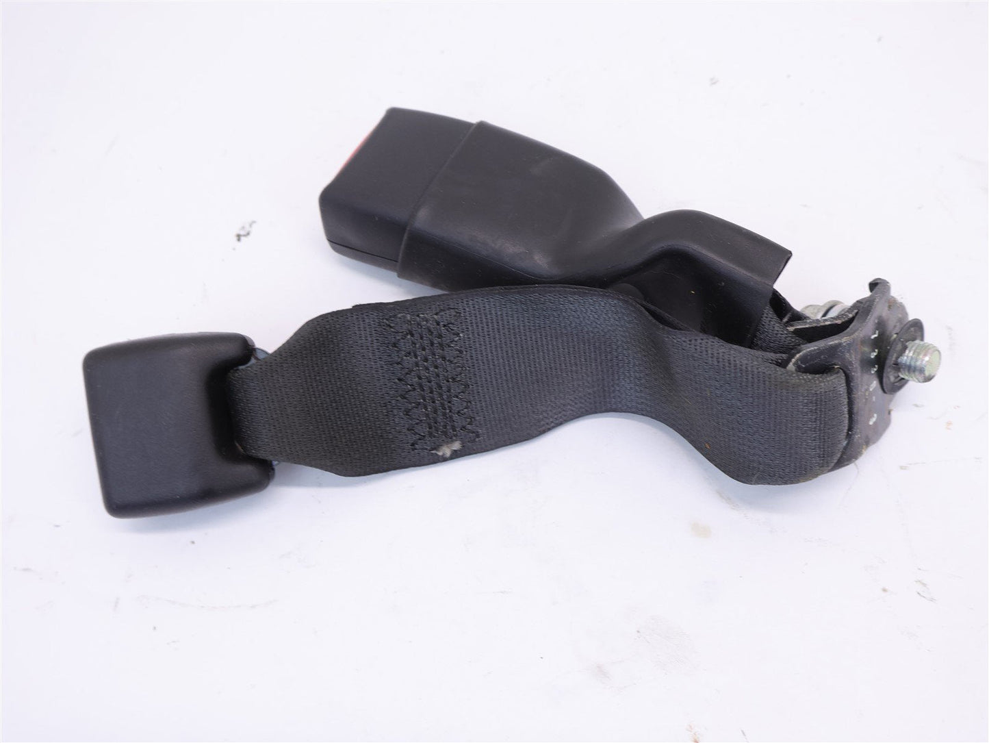 2008 Subaru Legacy GT SEDAN Rear Seat Belt Buckle RH Right Black OEM 2005-2009