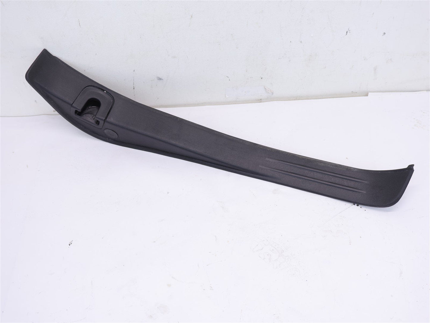2005-2009 Subaru Legacy GT Passenger Rear Door Sill Trim RH Right OEM 94061AG06A