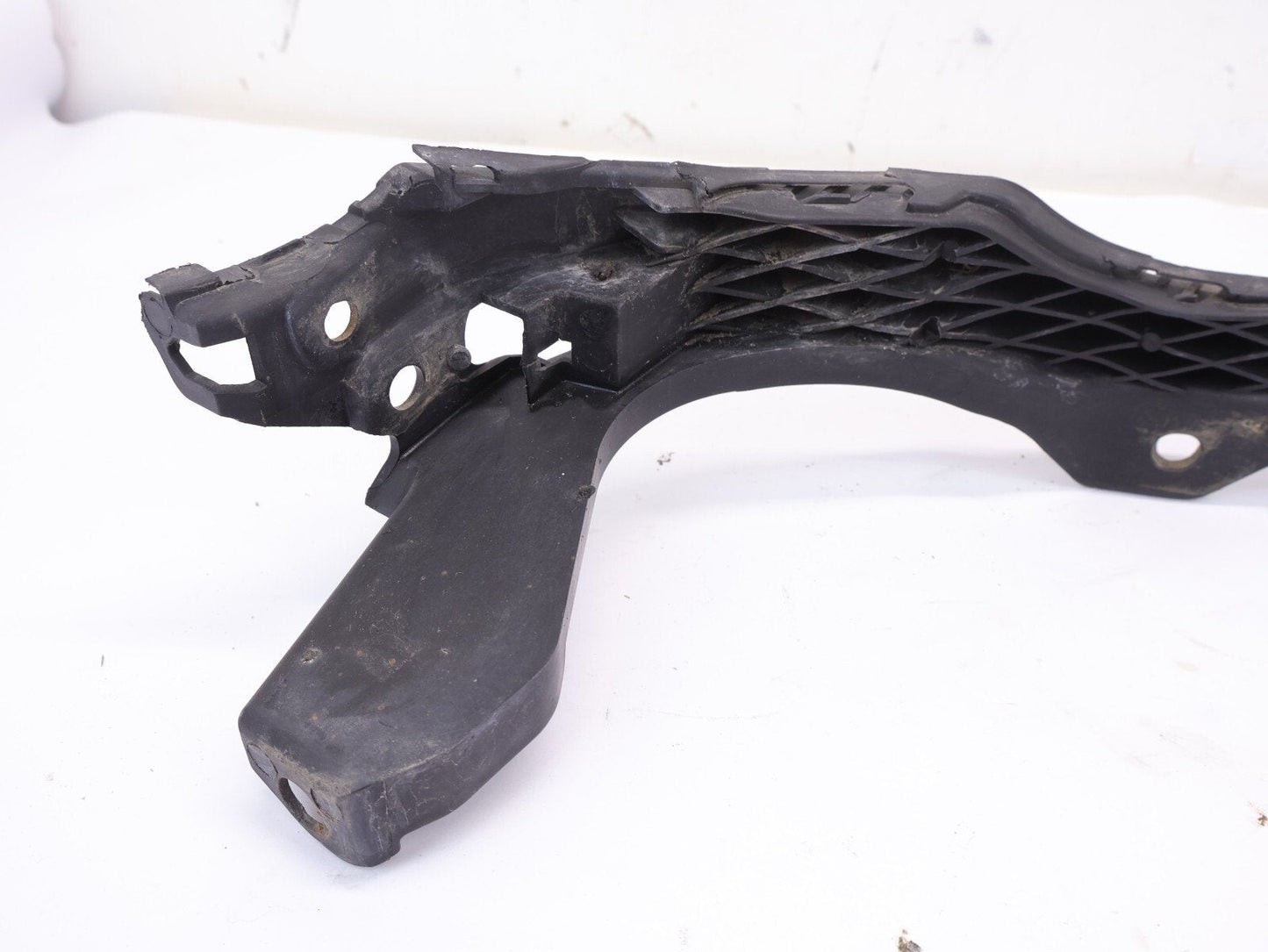 2008-2009 Subaru Legacy GT Driver Front Headlight Bumper Bracket LH Left OEM