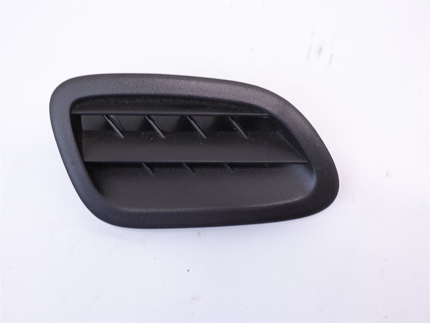 2005-2009 Subaru Legacy GT Defrost Vent Upper Top Dash RH Passenger Right OEM
