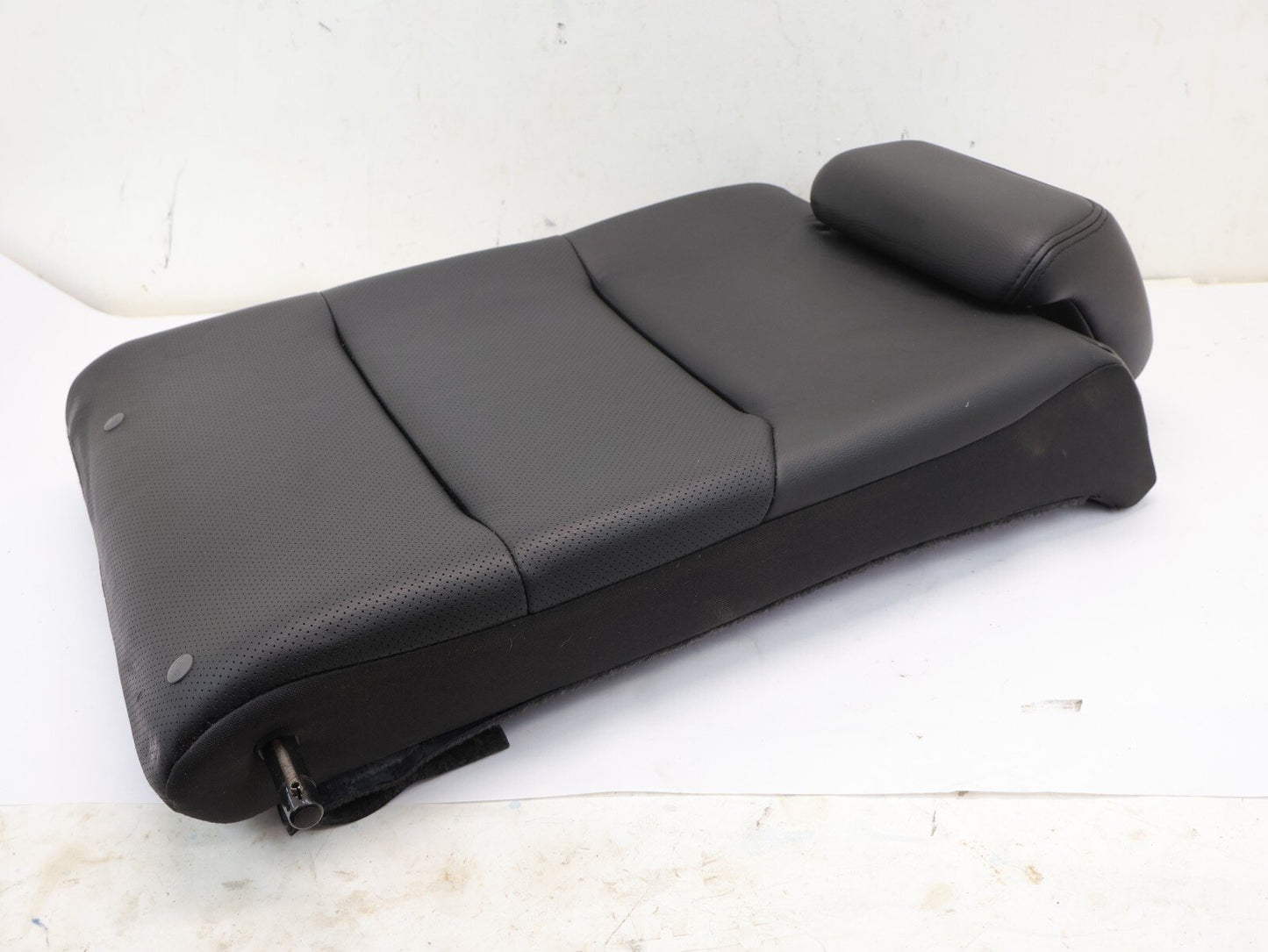 2007-2009 Subaru Legacy GT Sedan Rear Seat Upper Cushion LH Driver Leather OEM
