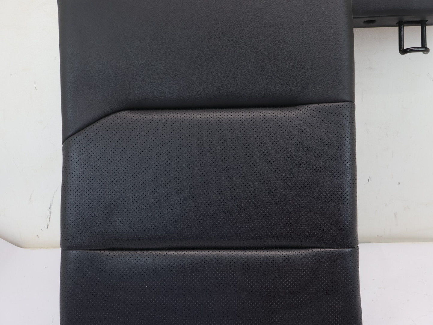 2007-2009 Subaru Legacy GT Sedan Rear Seat Upper Cushion RH Right Leather OEM