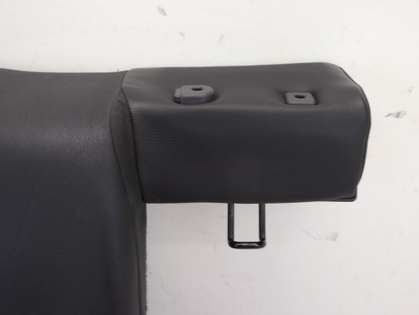 2007-2009 Subaru Legacy GT Sedan Rear Seat Upper Cushion RH Right Leather OEM