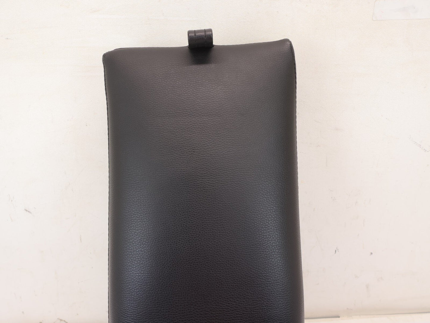 2007-2009 Subaru Legacy GT Sedan Center Rear Armrest Arm Rest Leather OEM