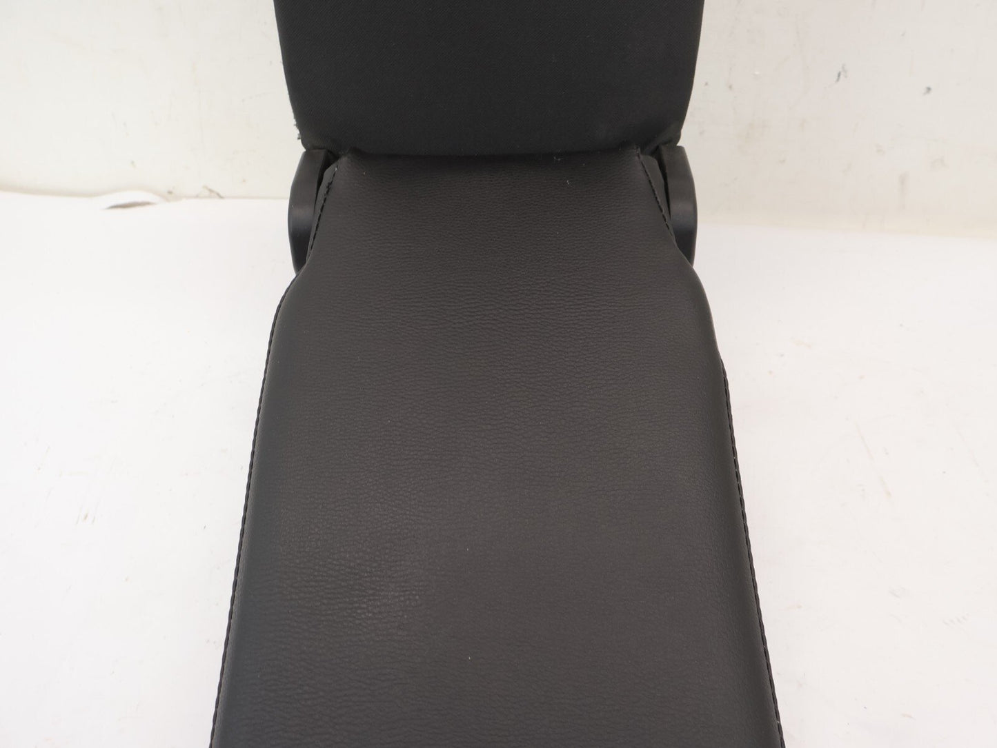 2007-2009 Subaru Legacy GT Sedan Center Rear Armrest Arm Rest Leather OEM