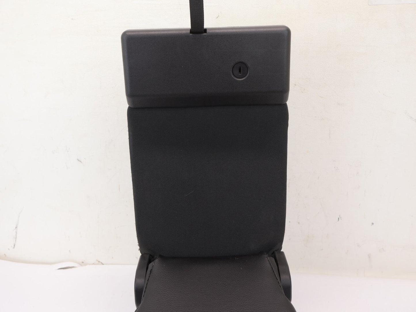 2007-2009 Subaru Legacy GT Sedan Center Rear Armrest Arm Rest Leather OEM