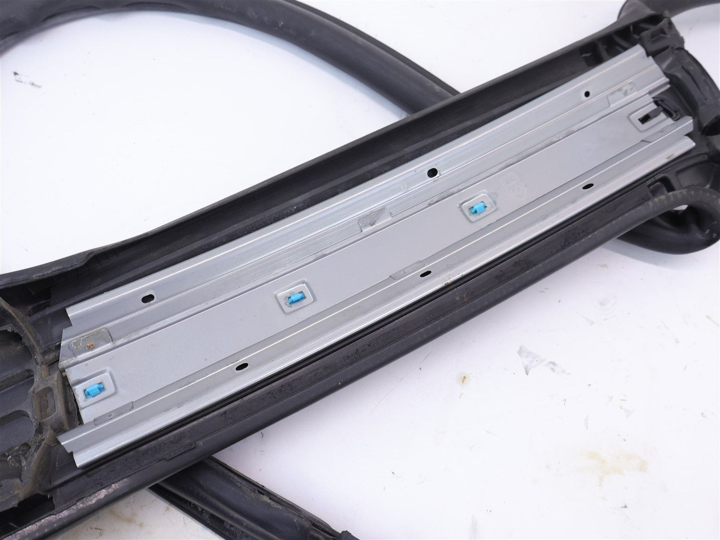 2005-2009 Subaru Legacy GT Sedan Driver Exterior B Pillar Trim Panel Seal LH OEM