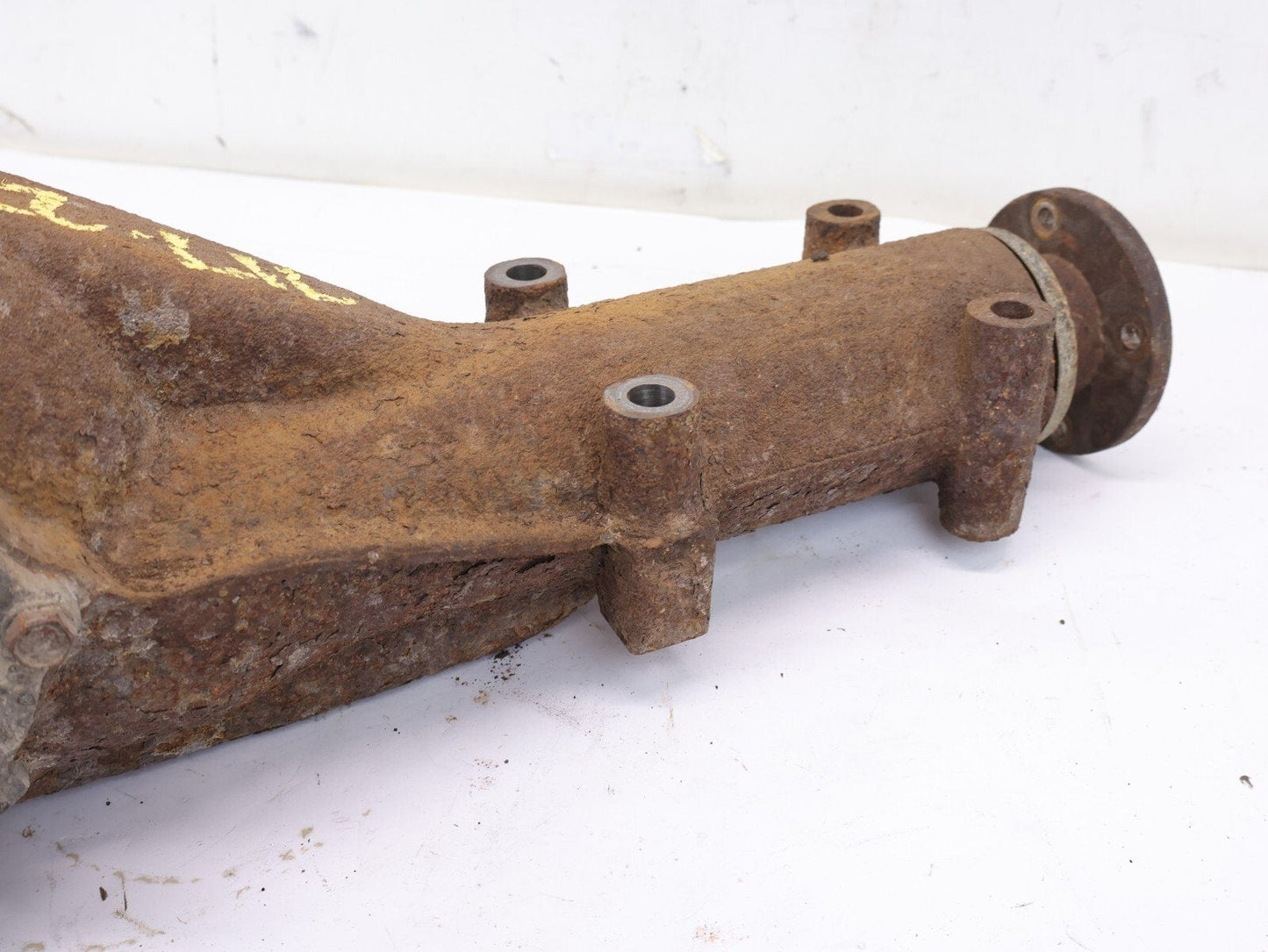 2007-2009 Subaru Legacy GT Rear Differential Carrier 3.90 5 Speed Manual OEM