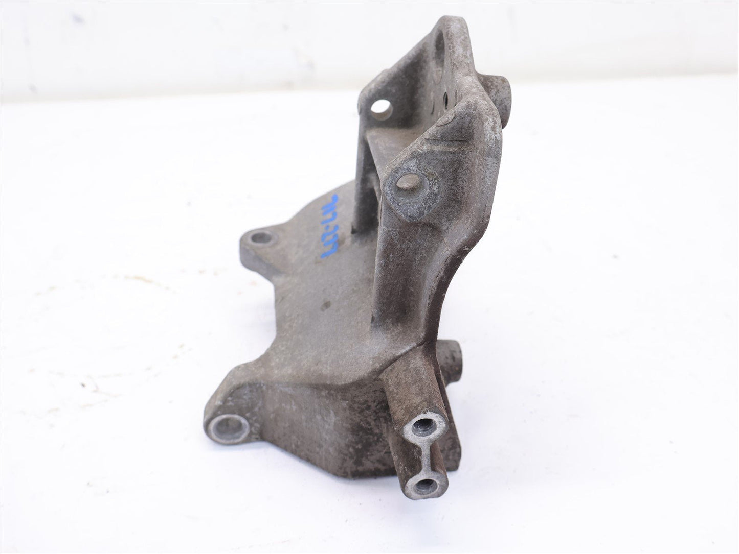 2005-2009 Subaru Legacy GT AC Compressor Bracket A/C Mount 05-09 Outback XT OEM