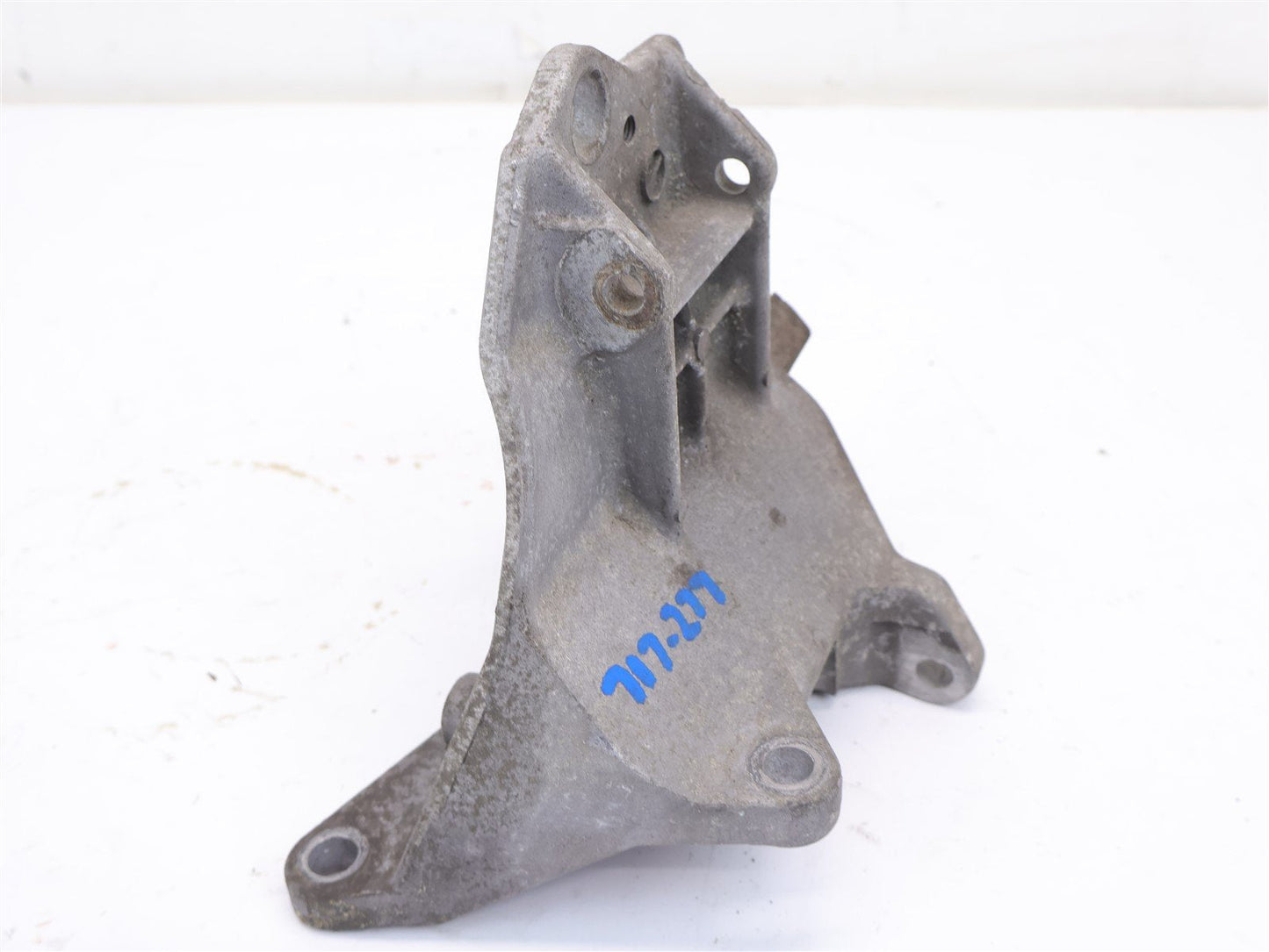 2005-2009 Subaru Legacy GT AC Compressor Bracket A/C Mount 05-09 Outback XT OEM
