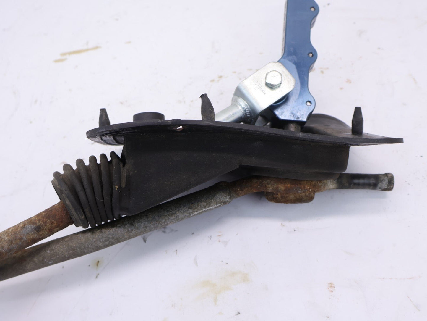 2005-2009 Subaru Legacy GT Shifter Assembly 5 Speed MT Manual Transmission