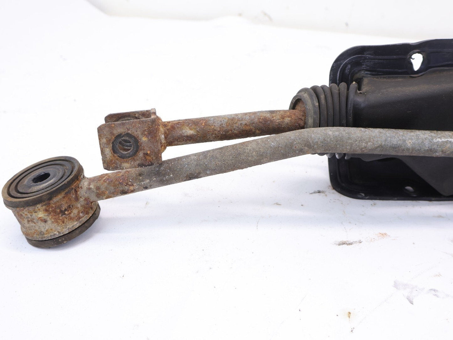 2005-2009 Subaru Legacy GT Shifter Assembly 5 Speed MT Manual Transmission