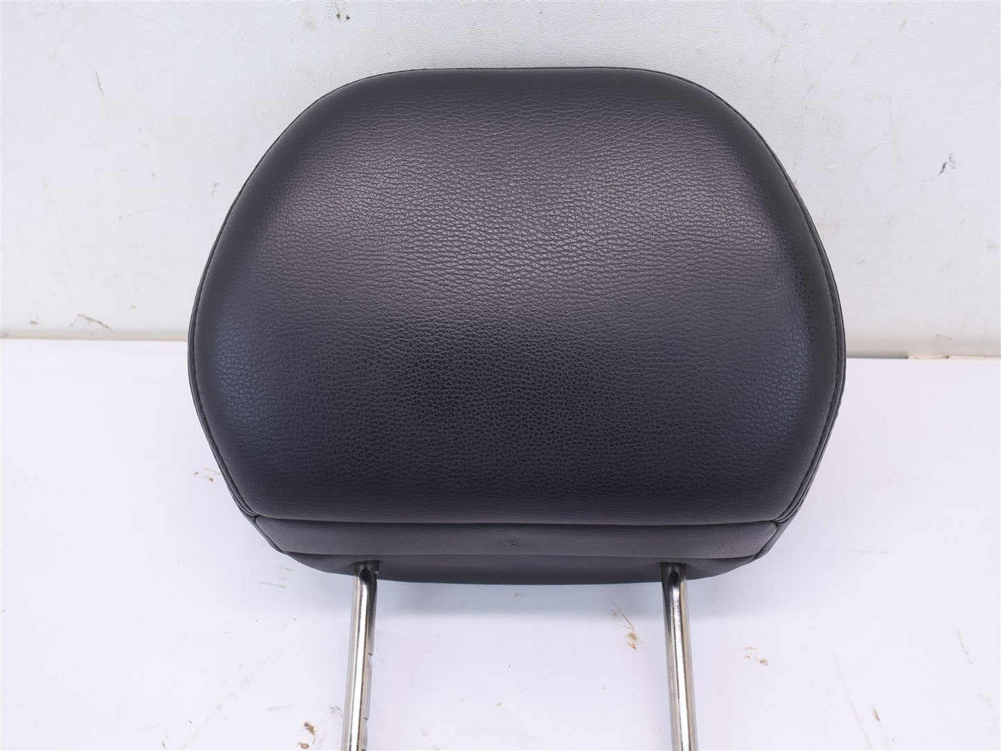 2005-2009 Subaru Legacy GT Front Seat Headrest Leather Driver or Passenger OEM
