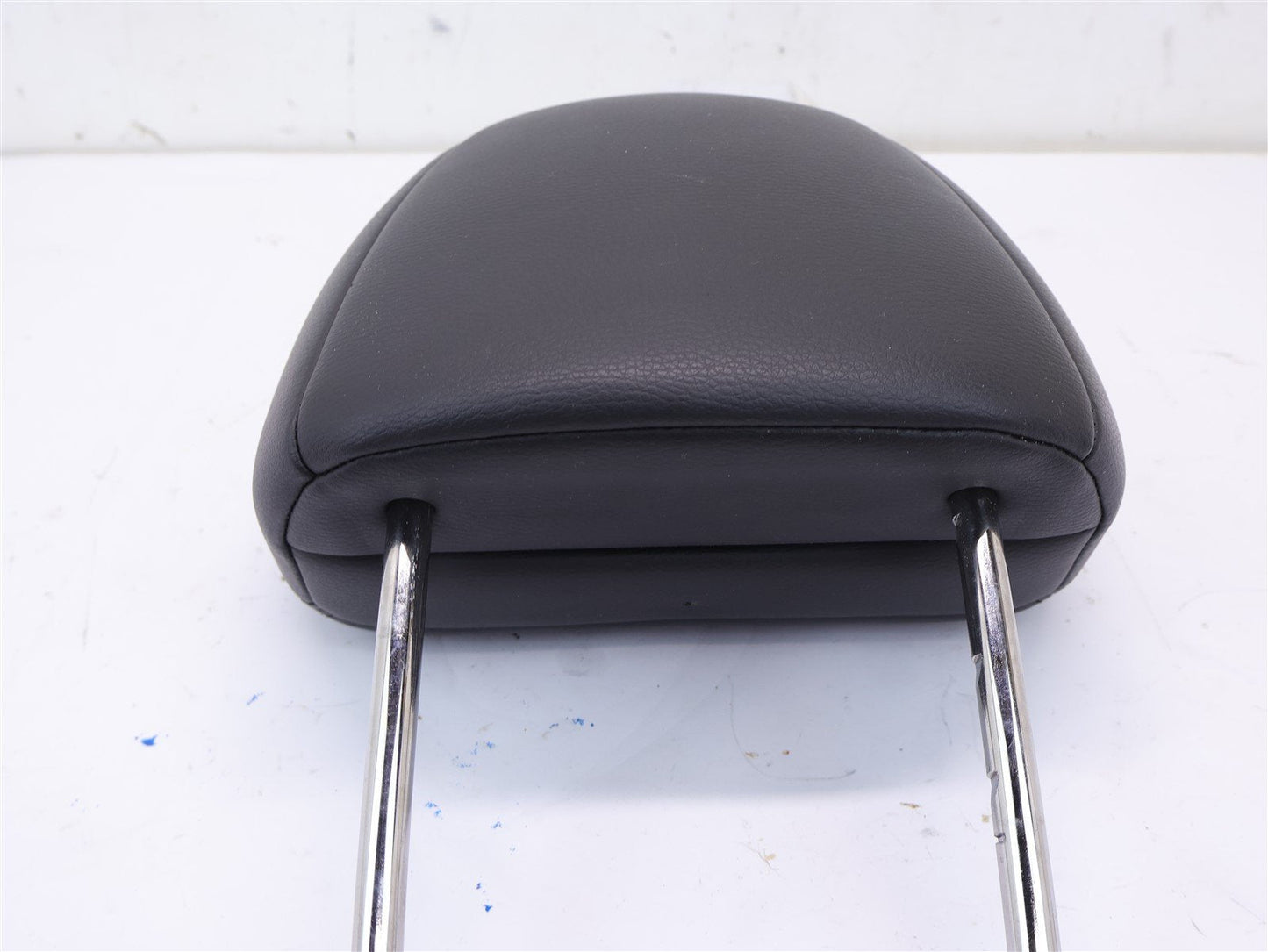 2005-2009 Subaru Legacy GT Front Seat Headrest Leather Driver or Passenger OEM