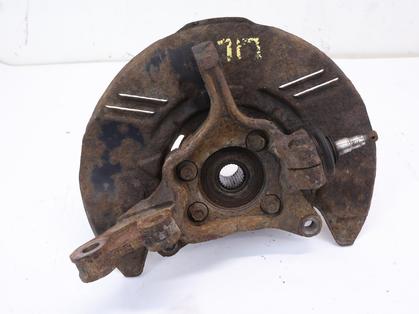 2005-2009 Subaru Legacy GT Driver Front Spindle Knuckle Hub Assembly LH OEM