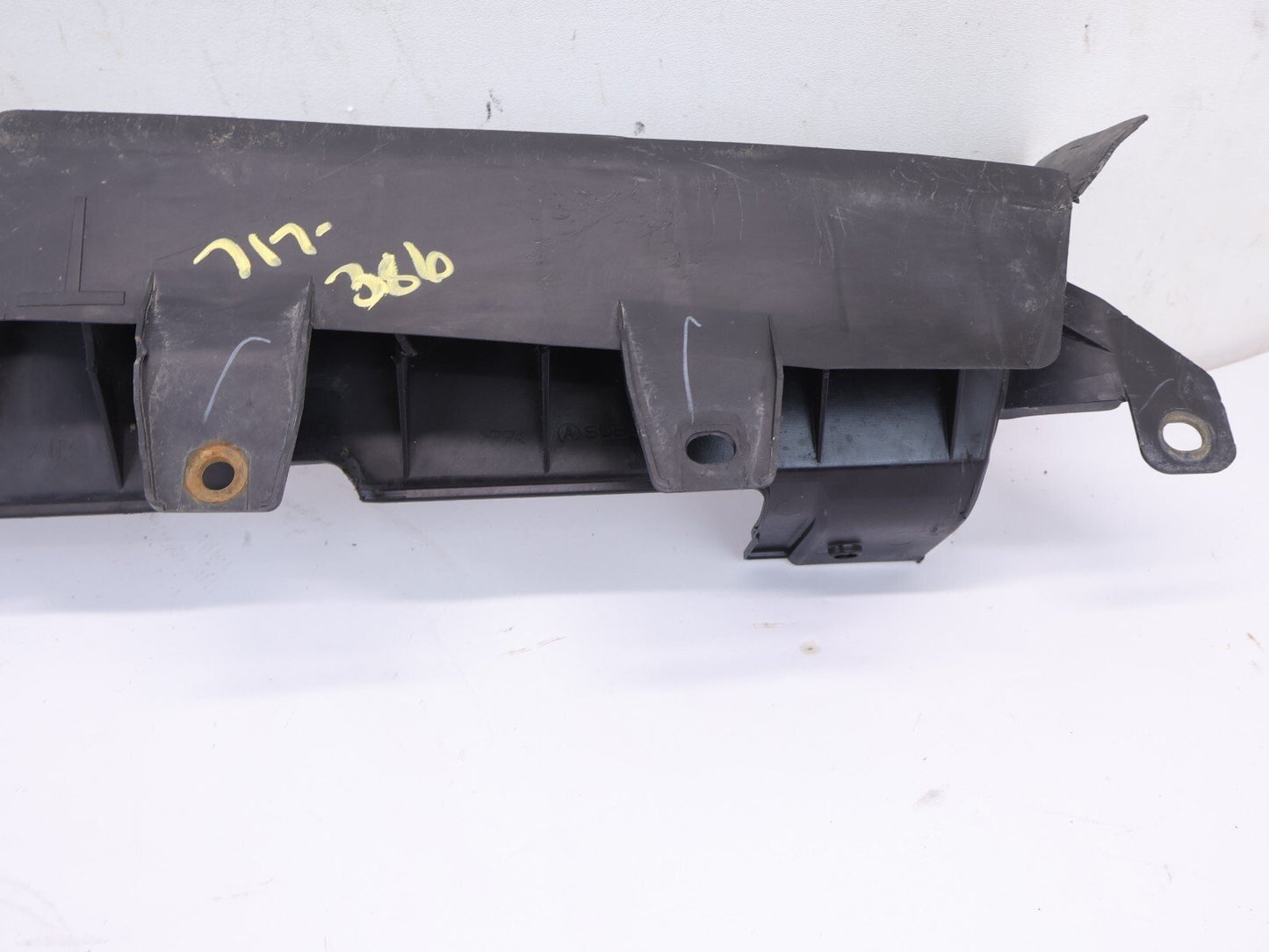 2008-2009 Subaru Legacy GT Radiator Core Support Air Intake Deflector 57731AG98A