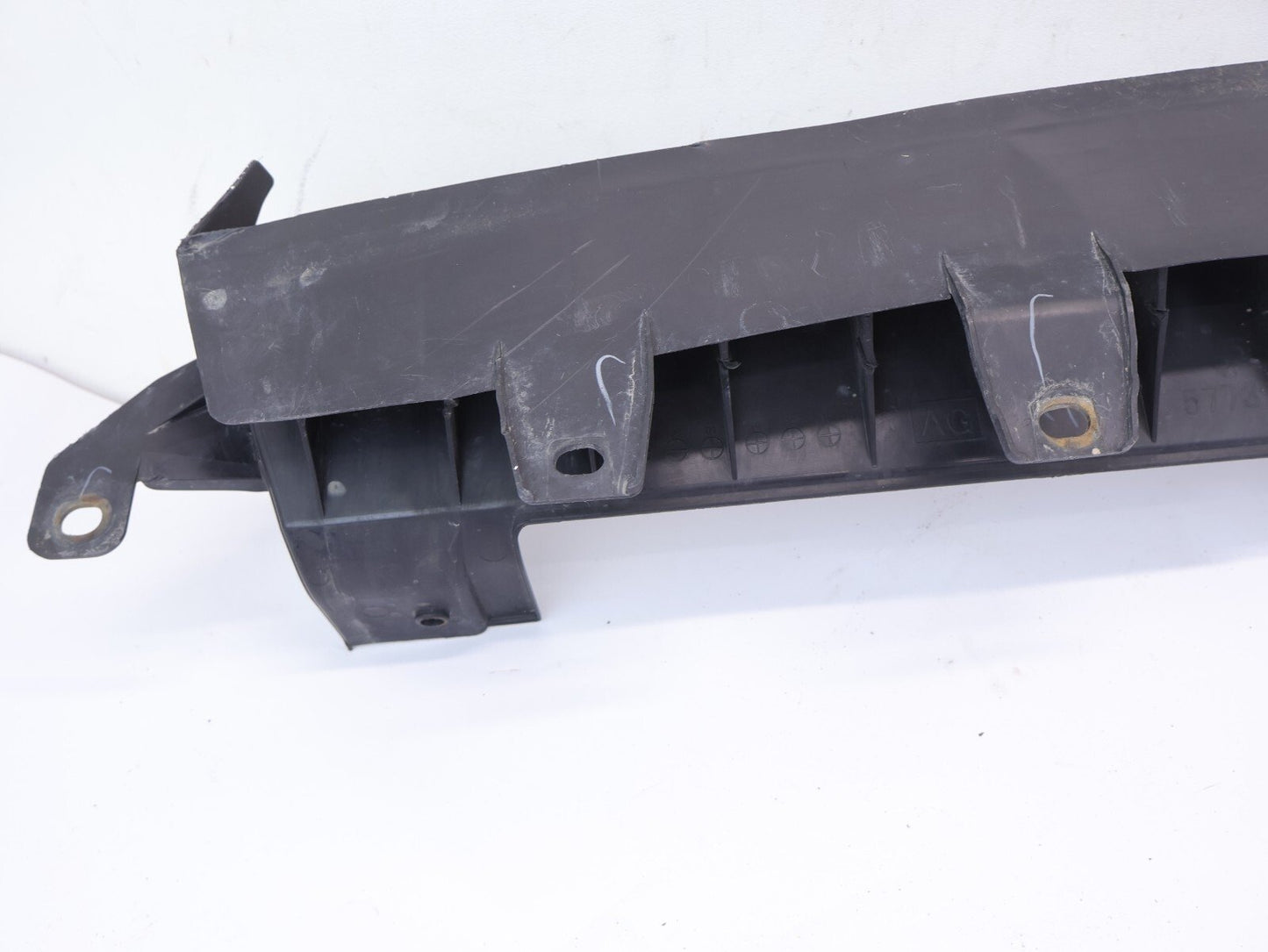 2008-2009 Subaru Legacy GT Radiator Core Support Air Intake Deflector 57731AG98A