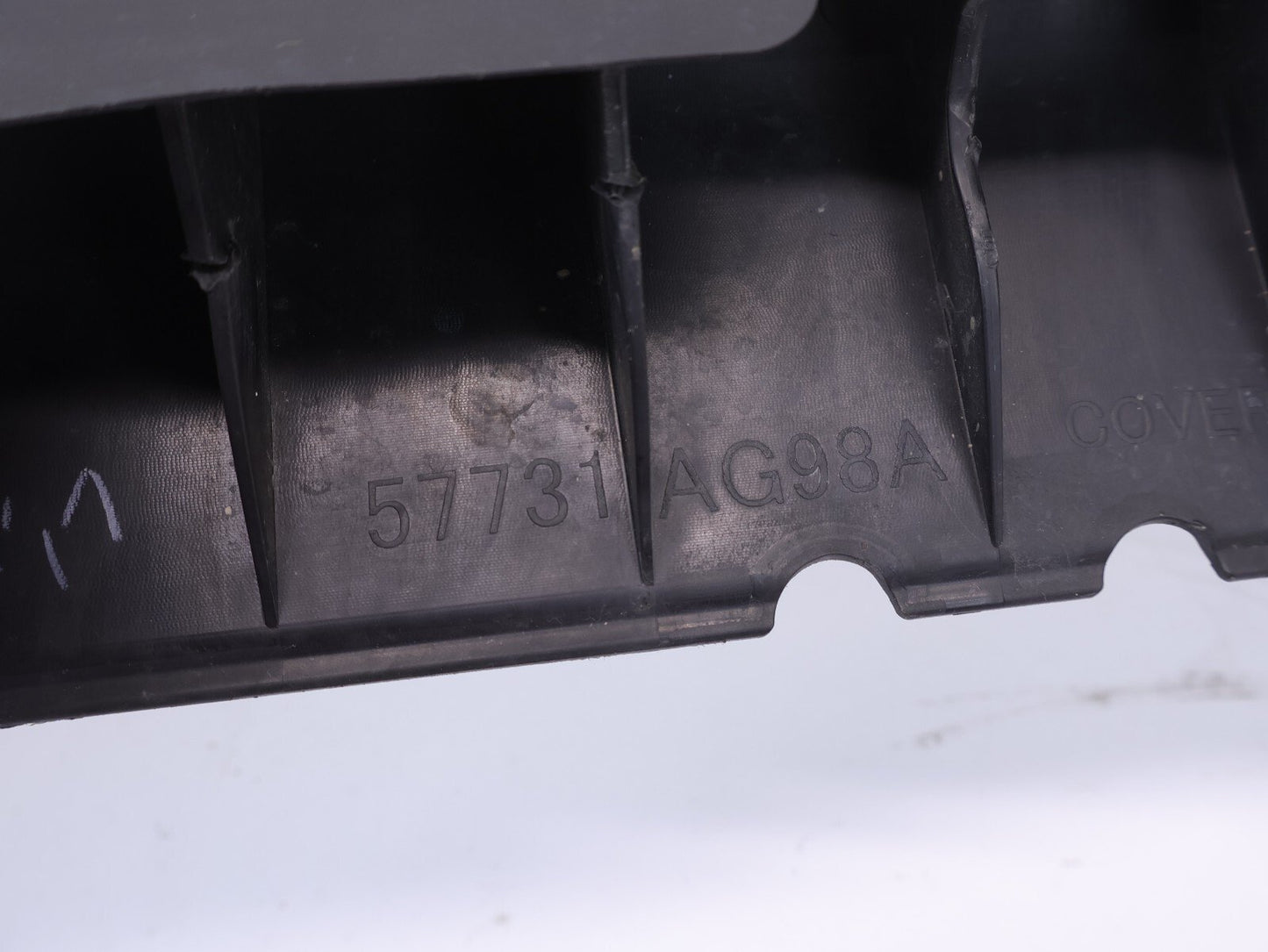 2008-2009 Subaru Legacy GT Radiator Core Support Air Intake Deflector 57731AG98A
