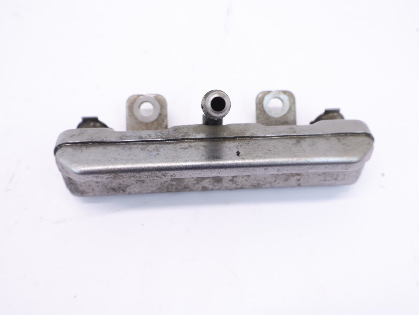 2013-2017 Subaru XV Crosstrek Fuel Injector Rail Mount Housing RH Right OEM