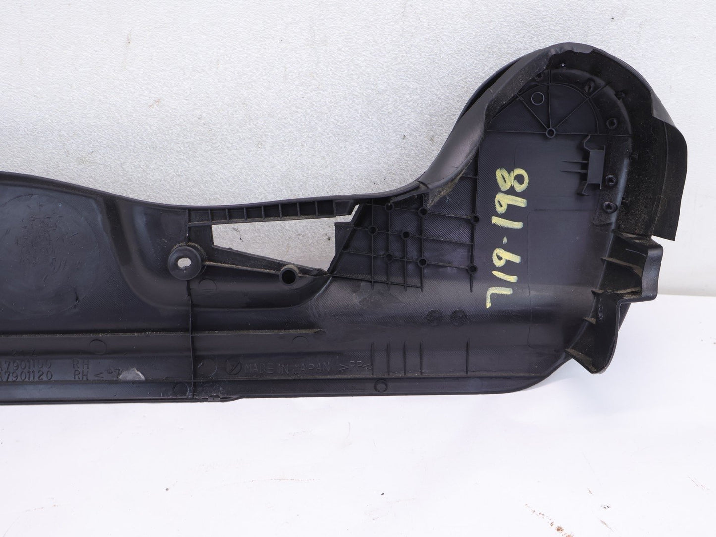 2009-2013 Subaru Forester Passenger Front Seat Switch Trim Cover Panel RH OEM