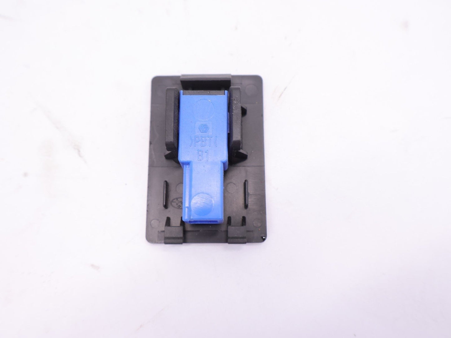 2009-2013 Subaru Forester Glove Box Light Lamp OEM 09-13