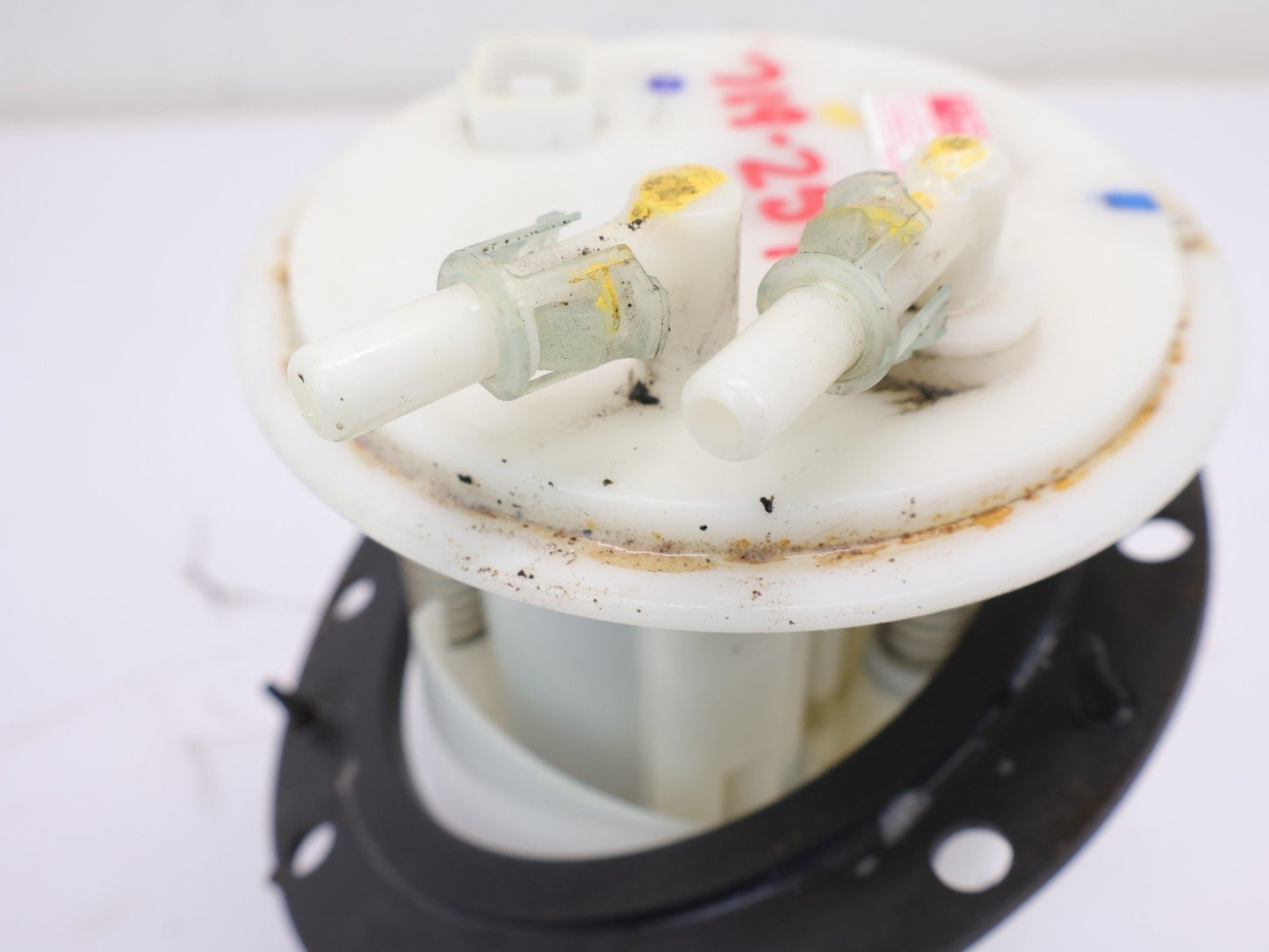 2011-2013 Subaru Forester Fuel Pump Assembly 42021SC030 Non-turbo OEM 11-13