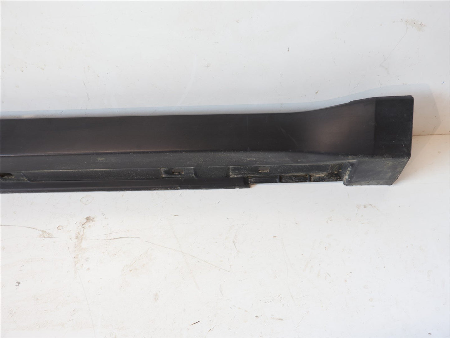 2009-2013 Subaru Forester Passenger Side Skirt Bottom Rocker Panel RH Right OEM