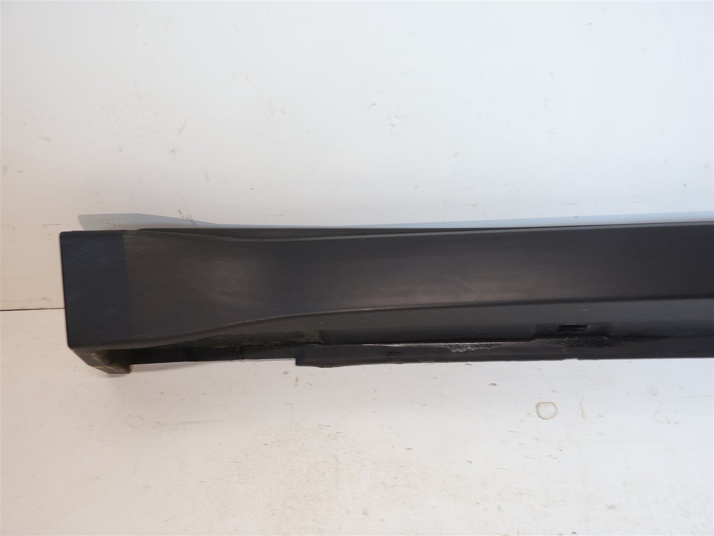 2009-2013 Subaru Forester Passenger Side Skirt Bottom Rocker Panel RH Right OEM