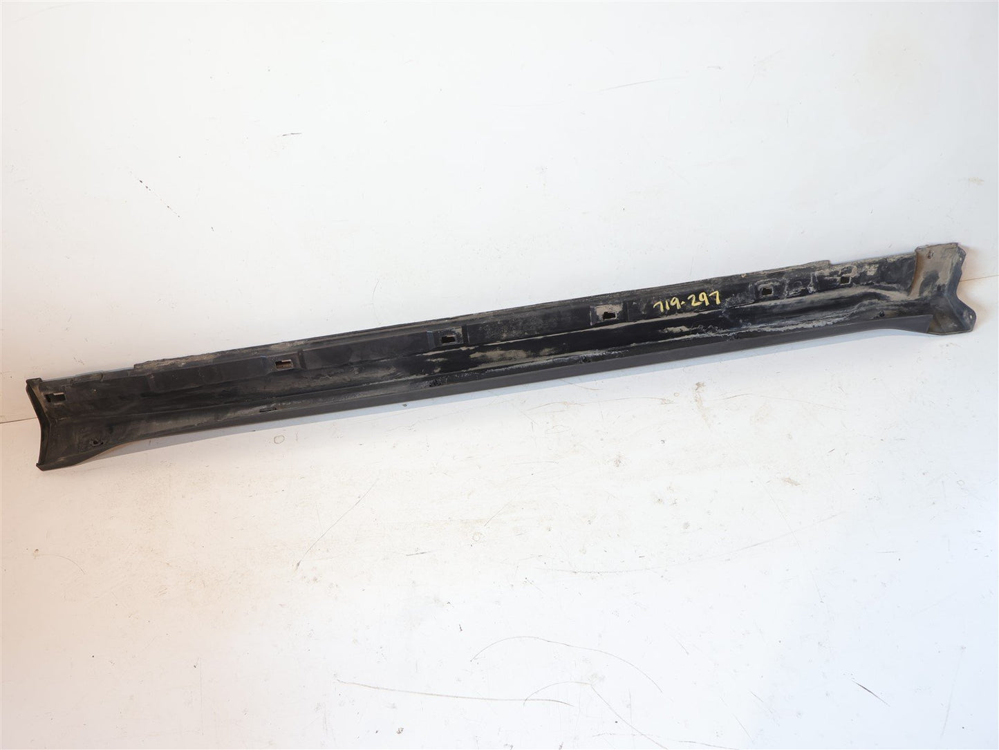 2009-2013 Subaru Forester Passenger Side Skirt Bottom Rocker Panel RH Right OEM