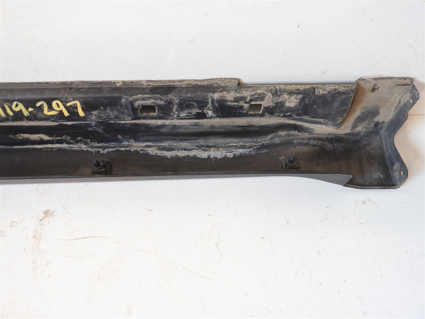 2009-2013 Subaru Forester Passenger Side Skirt Bottom Rocker Panel RH Right OEM
