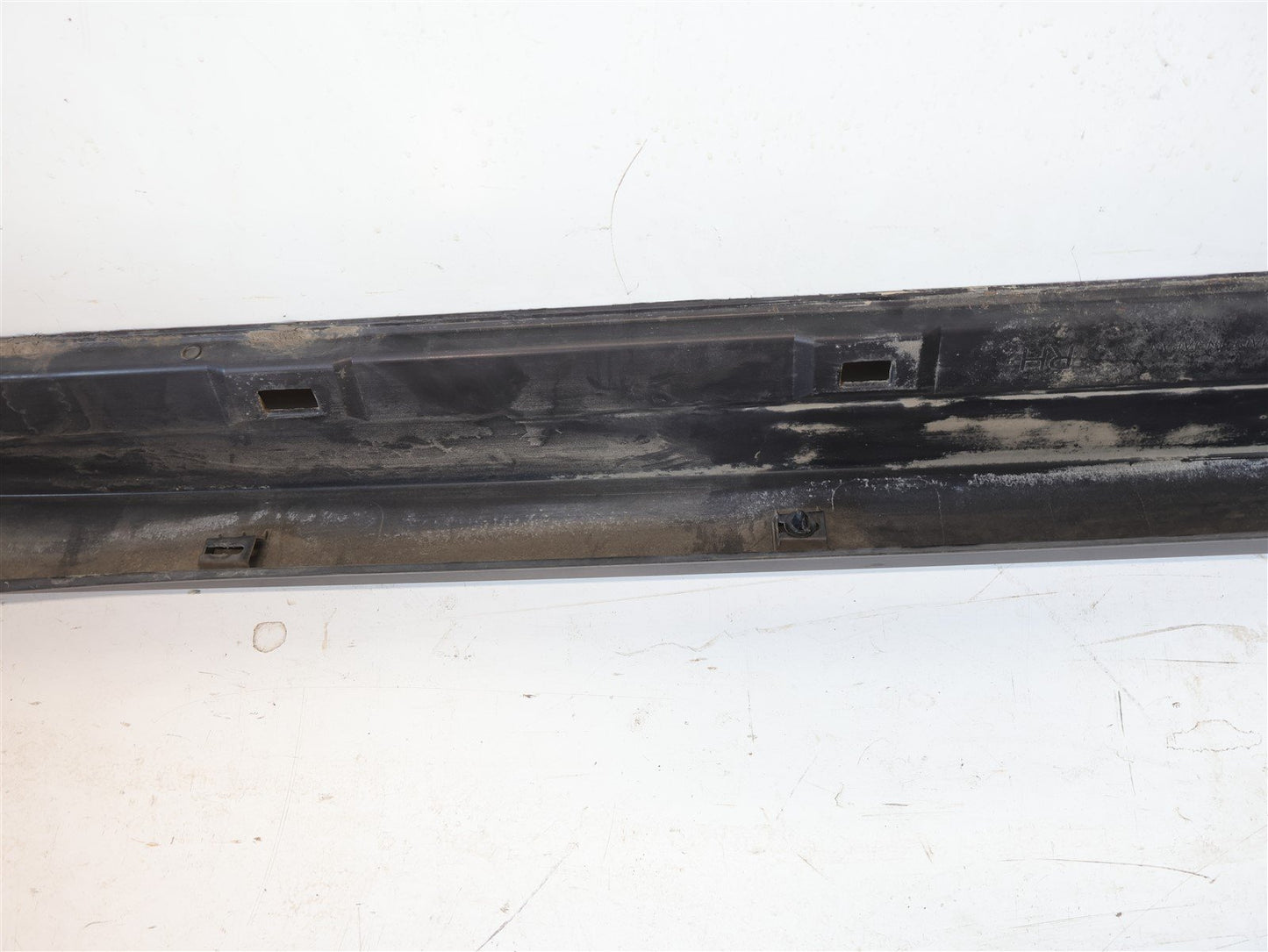 2009-2013 Subaru Forester Passenger Side Skirt Bottom Rocker Panel RH Right OEM