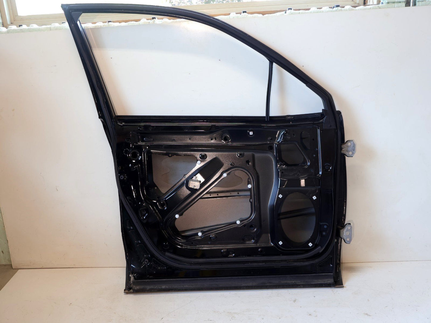 2023-2024 Subaru Forester Wilderness Driver Front Door Shell LH DAMAGE D4S OEM