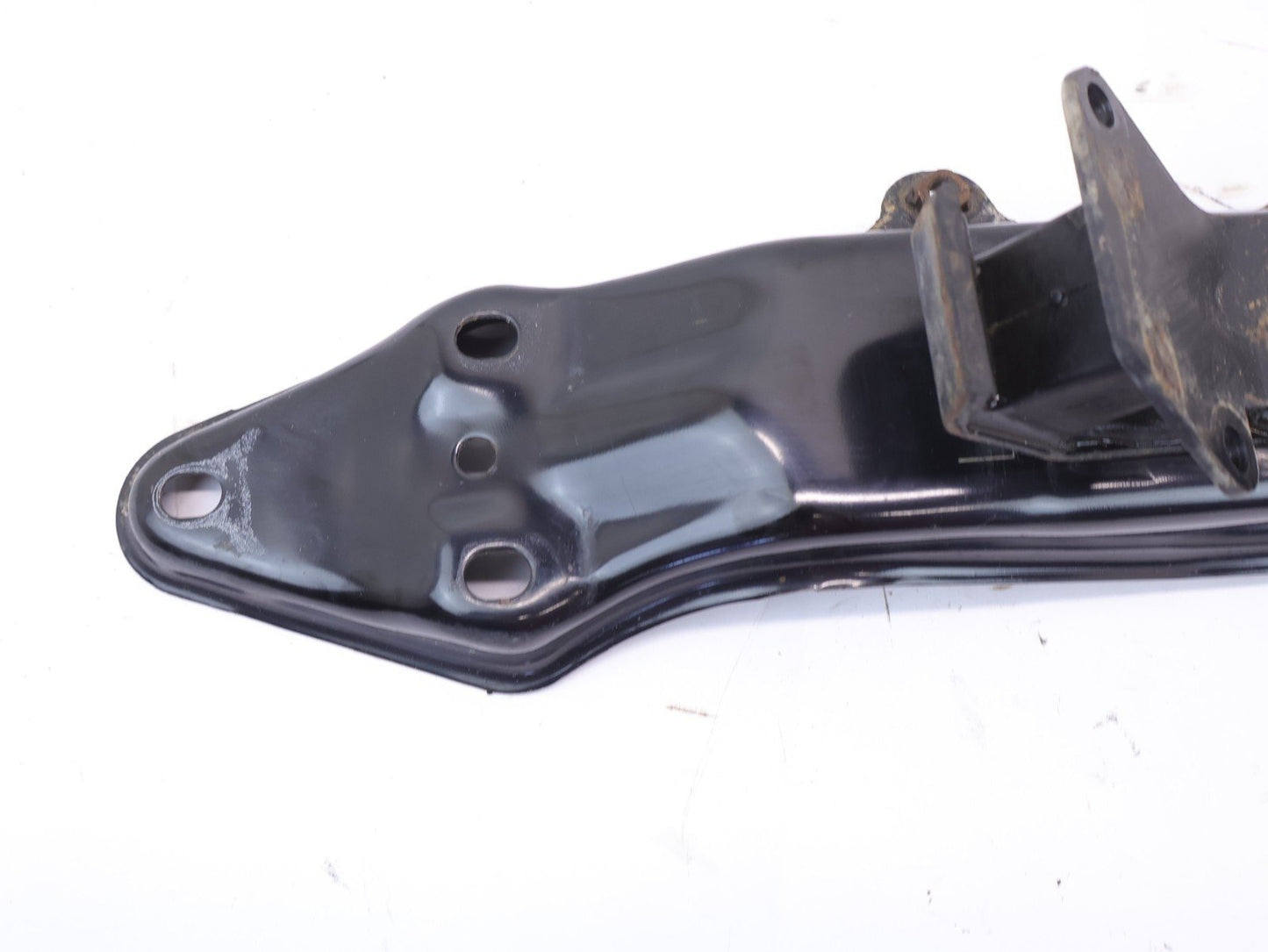 2013-2017 Subaru Crosstrek Automatic Transmission Crossmember Mount Bracket OEM