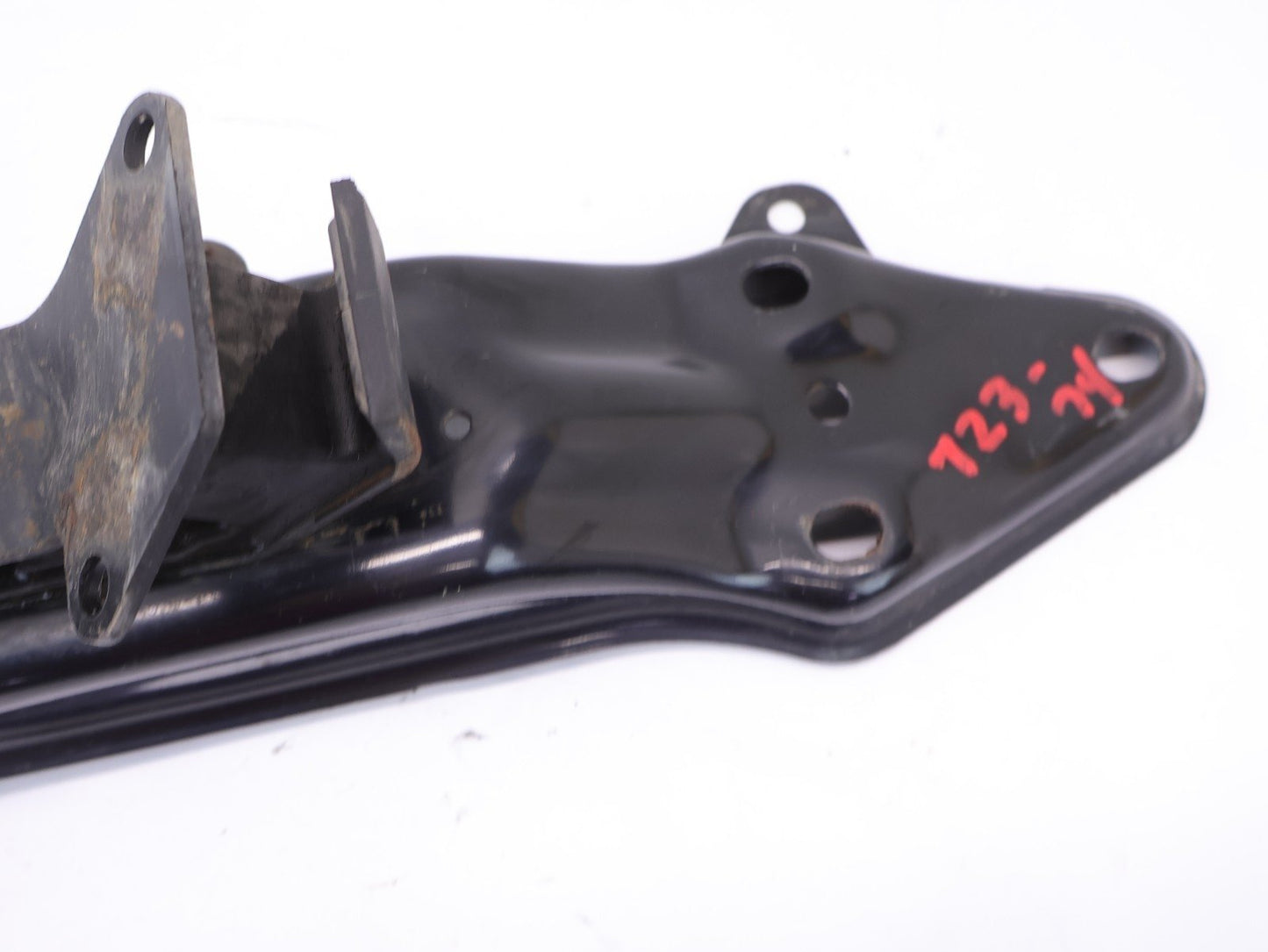 2013-2017 Subaru Crosstrek Automatic Transmission Crossmember Mount Bracket OEM